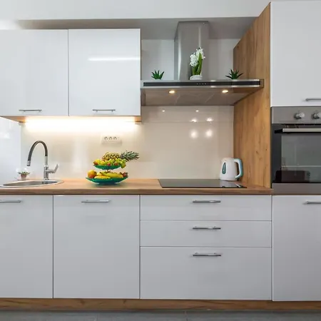 Ana & Mia דירה *